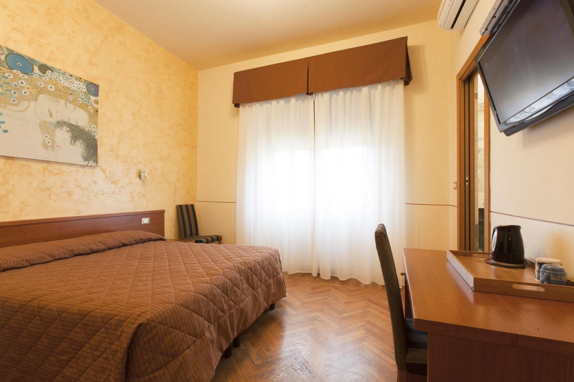 Maison De Charme Firenze Bagian luar foto